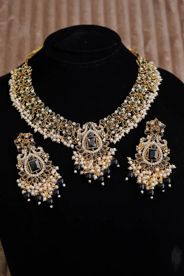 Royal Blossom Gems Necklace Set